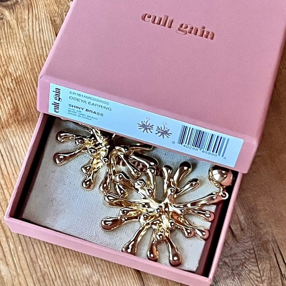 🌺🎉2XHP🎉🌺 NWT Cult Gaia Odeya Gold Statement Earrings - Picture 16 of 16